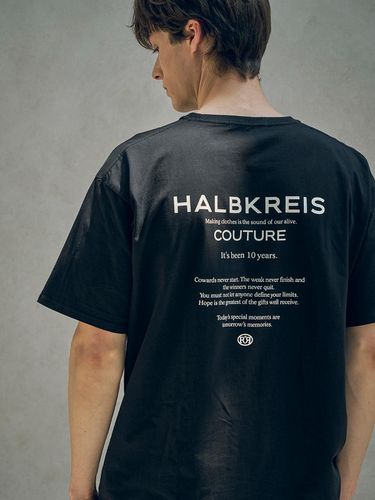 Staff Printing T-shirt_Black - HALBKREIS LAYOUT - Modalova