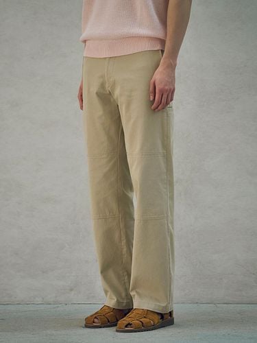 Straight Work Pants_Light Beige - HALBKREIS LAYOUT - Modalova