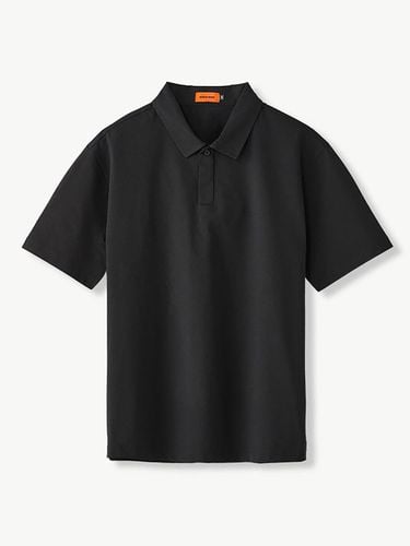 Easycare Hidden Button Collar T-shirt_Black - STCO - Modalova