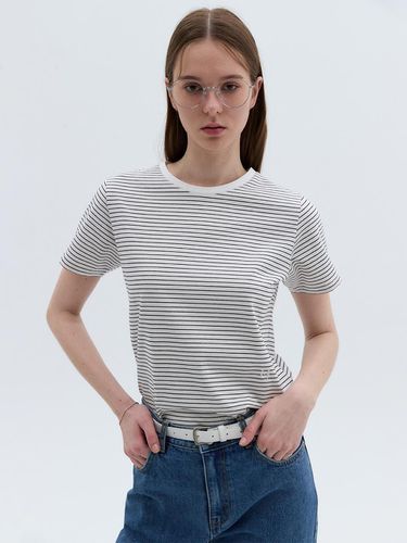 Essential Silket T-Shirts_White Stripe - OSTKAKA - Modalova