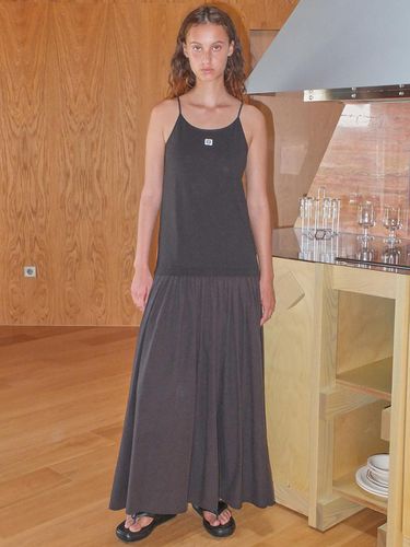 Cotton Shirring Maxi Dress_Black - Enor - Modalova