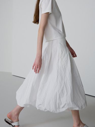 Volume Nylon Skirt_Off White - FACADE PATTERN - Modalova