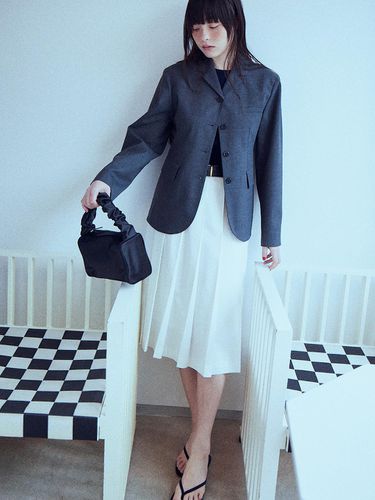 Katie Pleated Skirt_White - The Aperture - Modalova