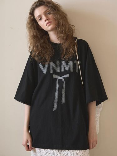 VNMT Ribbon Lace T-shirt _ Black - VANISHMENT - Modalova