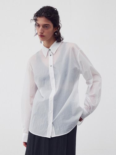 Open Back Button Detail Shirt White - RE RHEE - Modalova