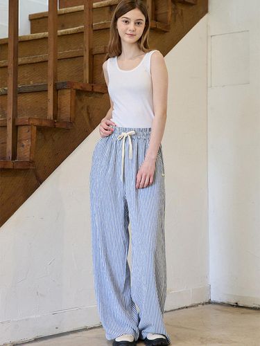 Stripe Banding Pants_Blue - PINK PINEAPPLE - Modalova