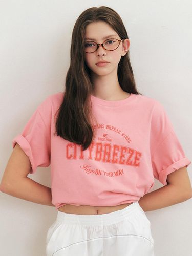 Circle Lettering Short Sleeve T-shirt_Pink - CITYBREEZE - Modalova