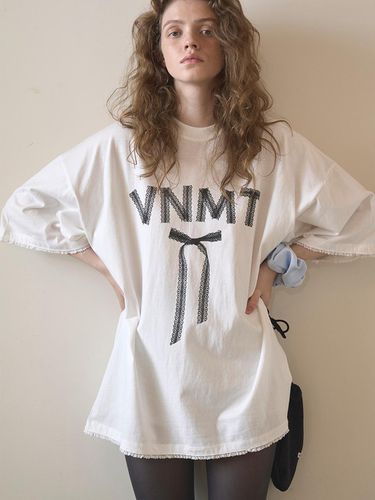 VNMT Ribbon Lace T-shirt - VANISHMENT - Modalova