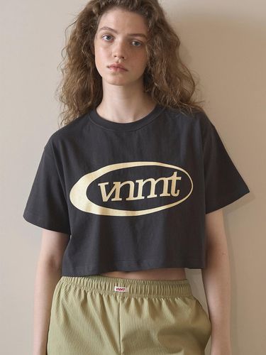 Sport Logo Crop T-shirt _ Charcoal - VANISHMENT - Modalova