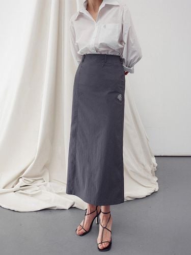 Logo Embroidered Detail Midi Skirt Charcoal - RE RHEE - Modalova