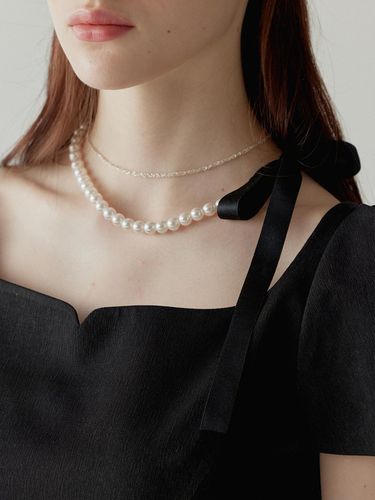 Point Pearl Ribbon Choker - FLOWOOM - Modalova