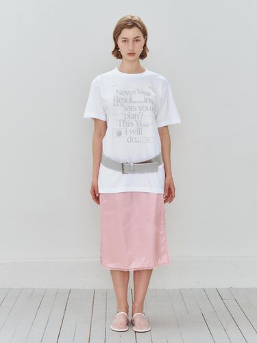 Lace Trim Slit Satin Skirt_Pink - LEUNI - Modalova