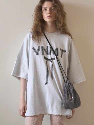 VNMT Ribbon Lace T-shirt _ - VANISHMENT - Modalova