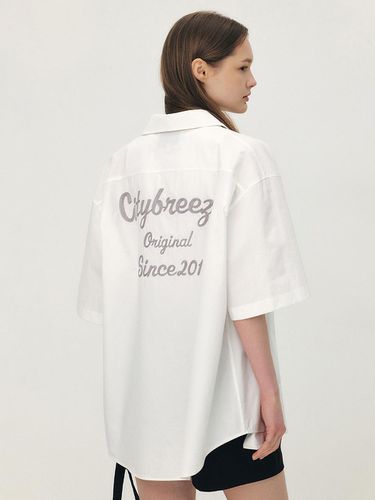 Chain Embroidery Lettering Short Sleeve Shirt - CITYBREEZE - Modalova