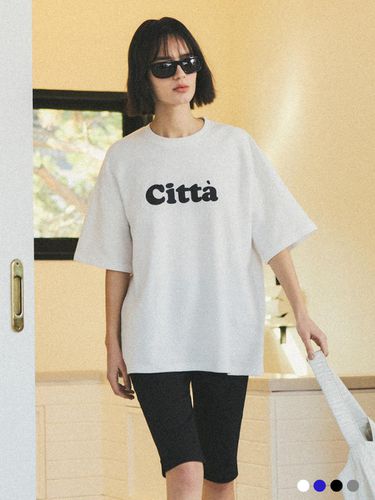 Signature Logo Oversized Fit T-shirt - CITTA - Modalova