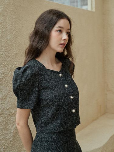 Heart Neckline Tweed Blouse_Black - bibyseob - Modalova