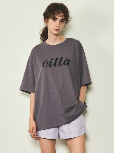 Signature Logo Oversized Fit T-shirt - CITTA - Modalova