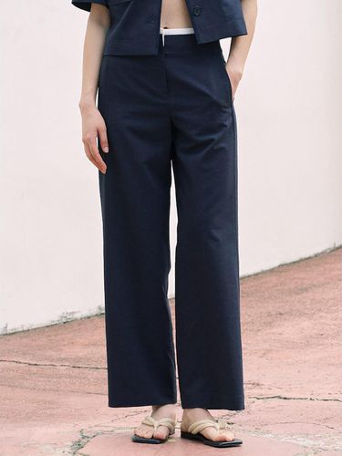 Waist Layered Straight Pants_Navy - kuho plus - Modalova