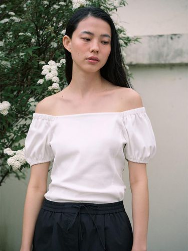 Puff Sleeve Square Neck Top_White - kuho plus - Modalova