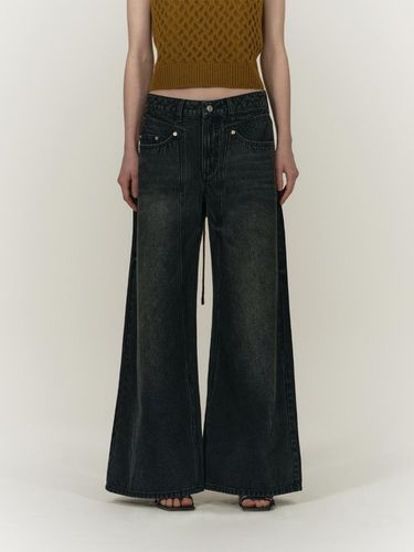 DIAGONAL LINE WIDE JEAN [BLACK] - SALTY PEBBLE - Modalova