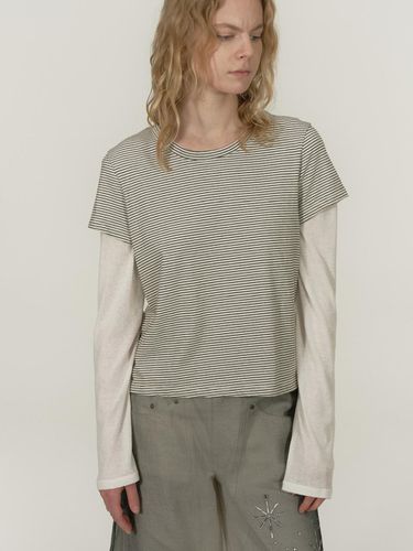 LAYERED TWO WAY TOP [STRIPE] - SALTY PEBBLE - Modalova