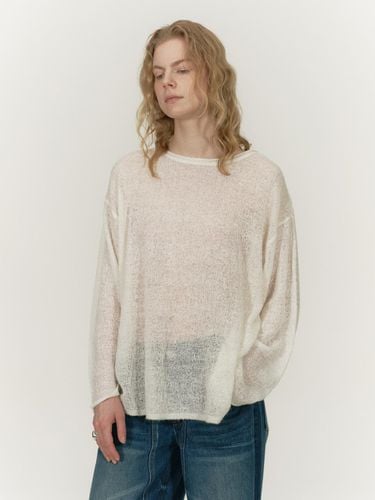 HAIRY LOOSE KNIT TOP [LIGHT BEIGE] - SALTY PEBBLE - Modalova