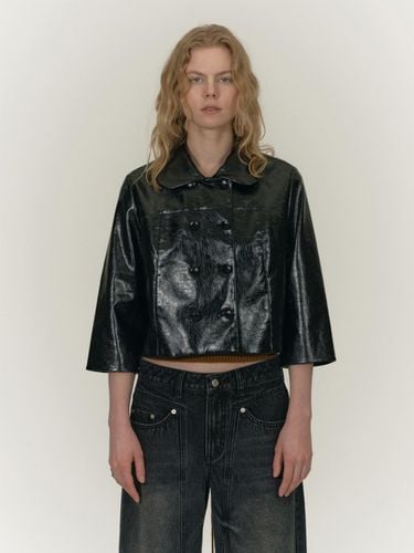 CROP COATING LEATHER JACKET [BLACK] - SALTY PEBBLE - Modalova