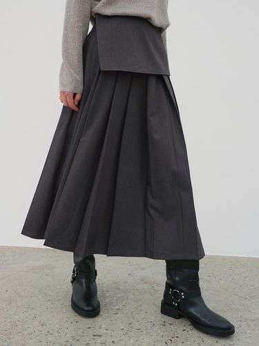 Drape Pleats Skirt GRAY - The Raust - Modalova