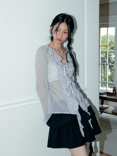 CHECK RUFFLE BLOUSE (GREY) - margarin fingers - Modalova