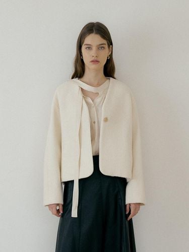 V NECK SHORT COAT - THE PENNY - Modalova