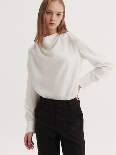 MEG COWL NECK BLOUSE (4 COLORS) - EAAH - Modalova