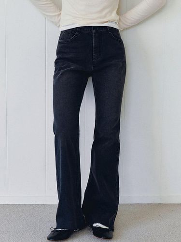 Cutting Long Bootcut Slim Denim Pants - LOEIL - Modalova