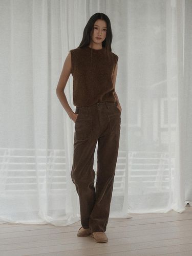 PATCH POCKET CORDUROY PANTS_BROWN - SAGEMENT - Modalova