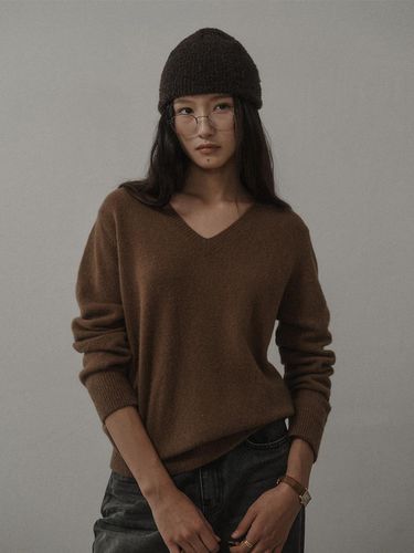 FINE WOOL V NECK KNIT_BROWN - SAGEMENT - Modalova