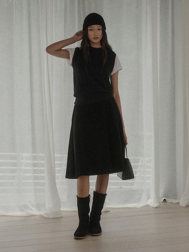 CORDUROY FLARE HALF SKIRT_BLACK - SAGEMENT - Modalova