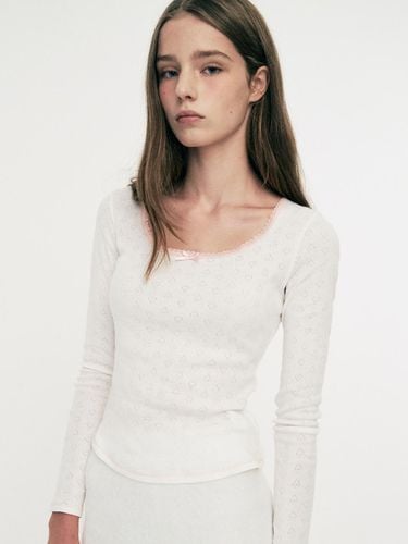 Eyelet lace long-sleeved white - LIE MEQUE - Modalova