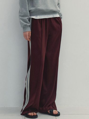 Wide Jersey Track Pants (Burgundy) - Neev - Modalova