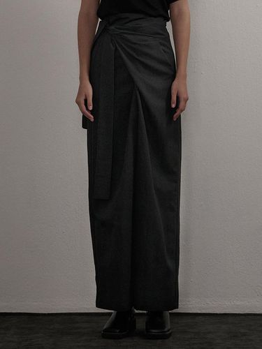 STRAP WRAP WIDE PANTS CHARCOAL - camino - Modalova