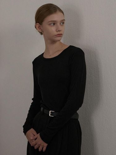 BASIC ROUND T-SHIRT BLACK - camino - Modalova