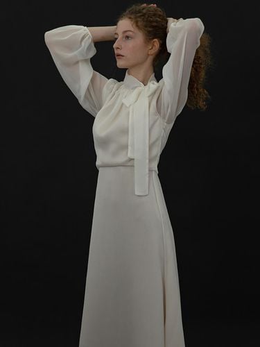 Tie Long Sleeved Dress_white - FORMYSIS - Modalova