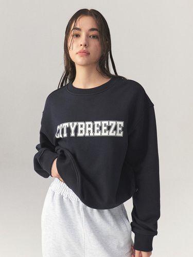 Essential Big Logo Sweatshirt - CITYBREEZE - Modalova