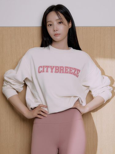 Essential Big Logo Sweatshirt - CITYBREEZE - Modalova