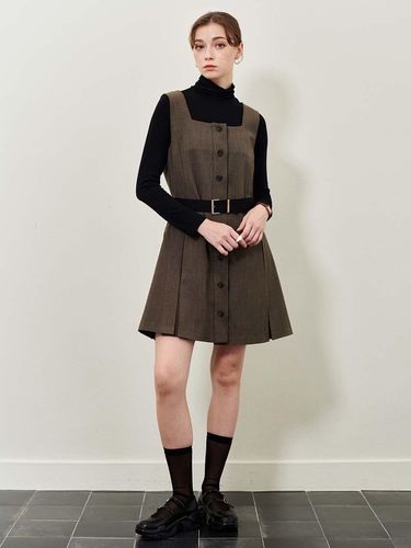 Square pleats dress_Brown - PLUNASTUDIO - Modalova