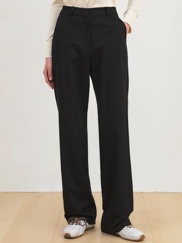 Wrinkle Free Basic Straight Slacks - CITYBREEZE - Modalova