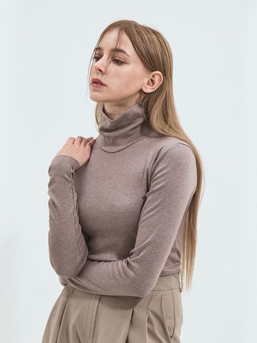 Tensioul Basic Turtleneck T-Shirt Jeans Beige 4W22 - SALTANDCHOCOLATE - Modalova