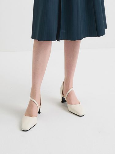 Square Tomary Jain Pumps 412212006 (5 cm/3 colors) - SALTANDCHOCOLATE - Modalova