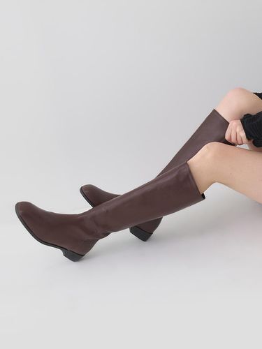 Square Basic Long Boots (3 cm/2 colors) - SALTANDCHOCOLATE - Modalova