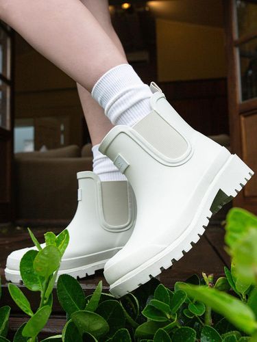 SAC Chelsea Rain Boots (4 cm/2 colors) - SALTANDCHOCOLATE - Modalova