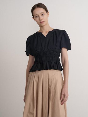 Puff Sleeve Shirring Detail Blouse - OER - Modalova