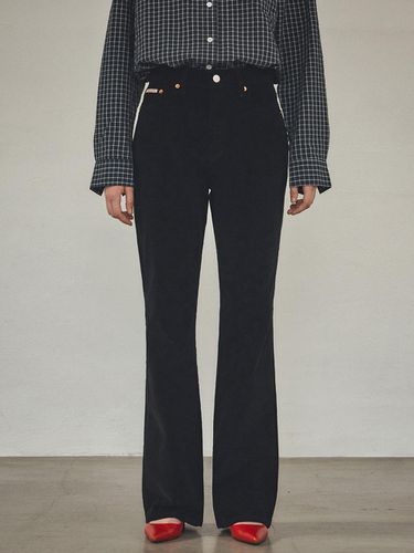 P3201 Corduroy Flared Pants_Black - vanone atelier - Modalova